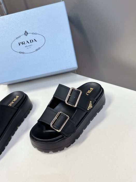 Шлепанцы фото 3