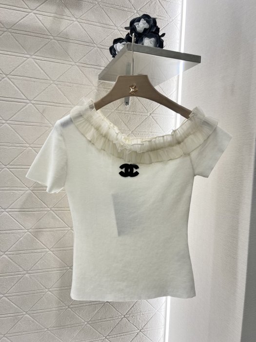 Футболка женская