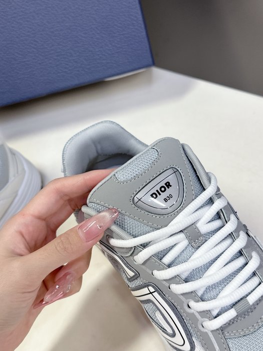 Кроссовки фото 8