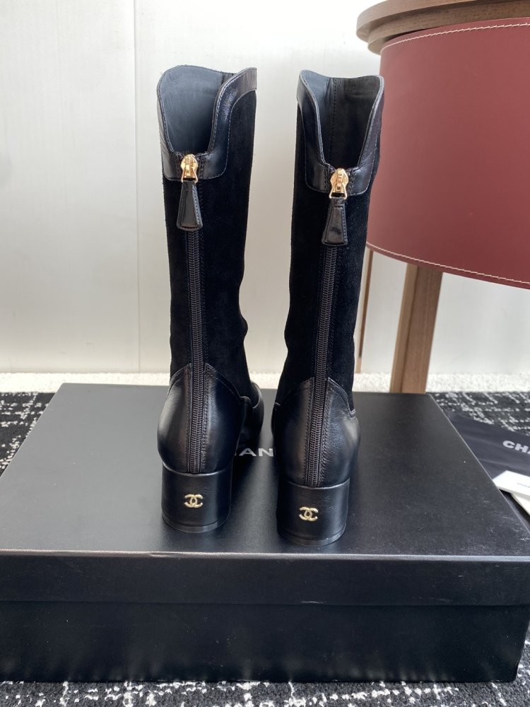 Сапоги женские фото 8