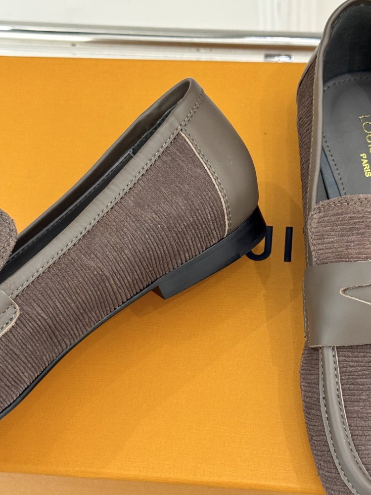 Туфли женские фото 6