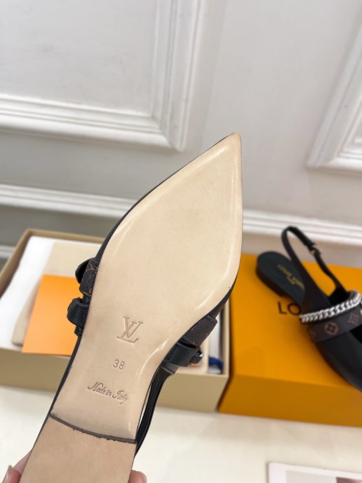 Босоножки фото 9