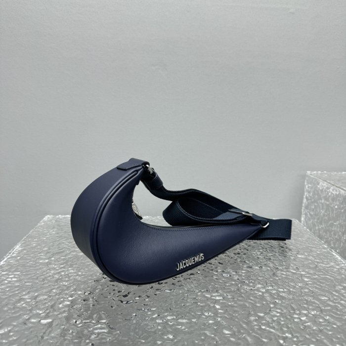 Сумка Nike x Jacquemus Smoosh Shoulder Bag 30 см фото 3