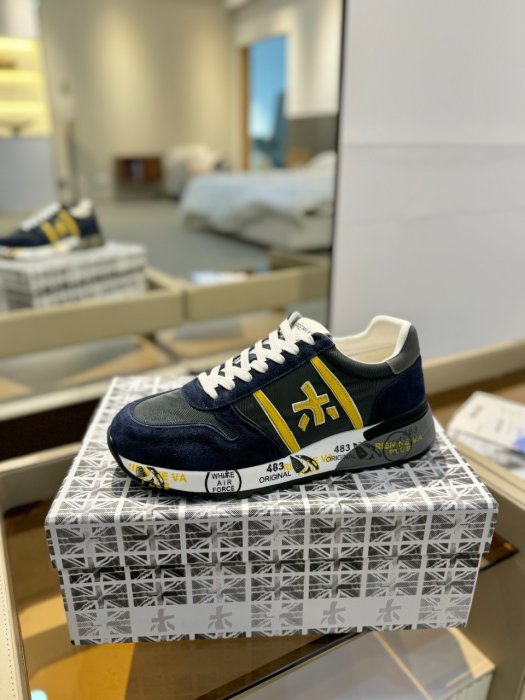 Sneakers Premiata Lander Trainers