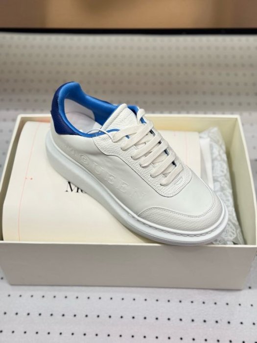 Sneakers фото 4