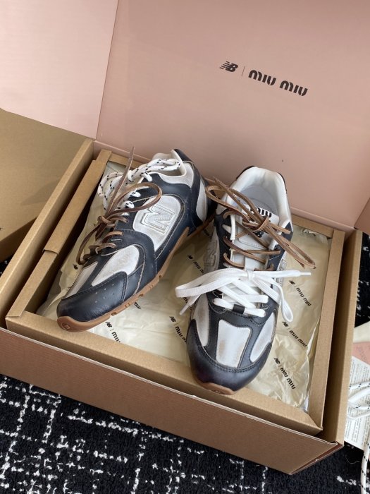 Sneakers MIU MIU x NEW BALANCE 530 фото 5