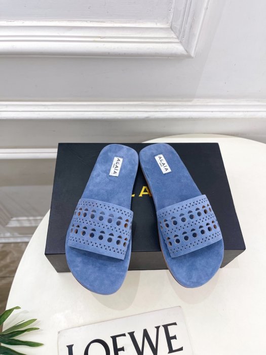 Шлепанцы женские