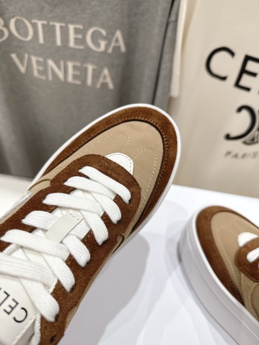 Кроссовки женские фото 8