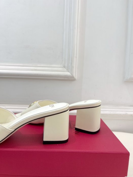 Босоножки фото 7