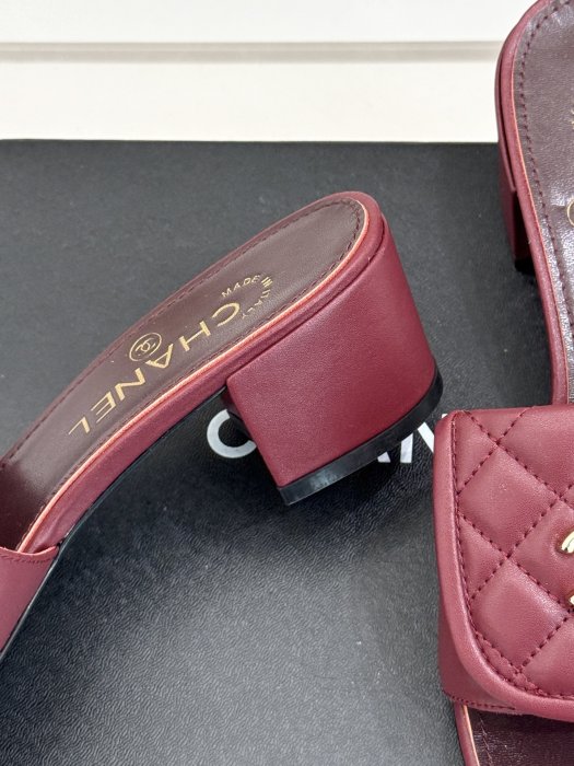 Босоножки фото 6