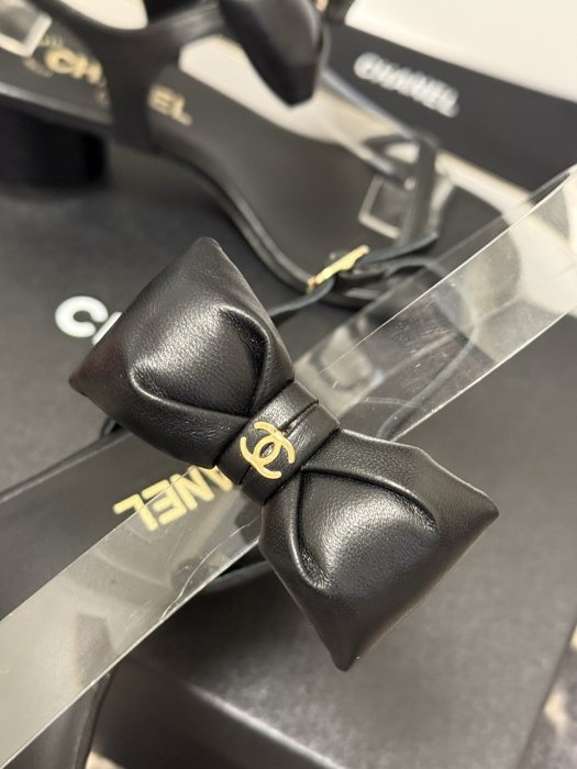 Босоножки фото 5