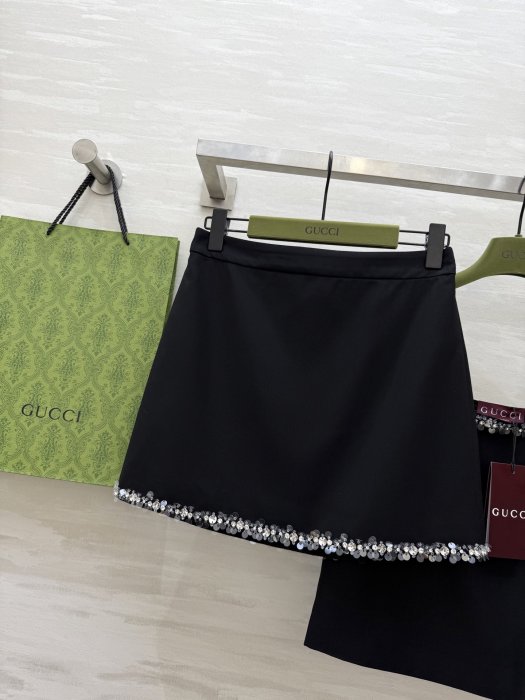 Костюм жіночий фото 4