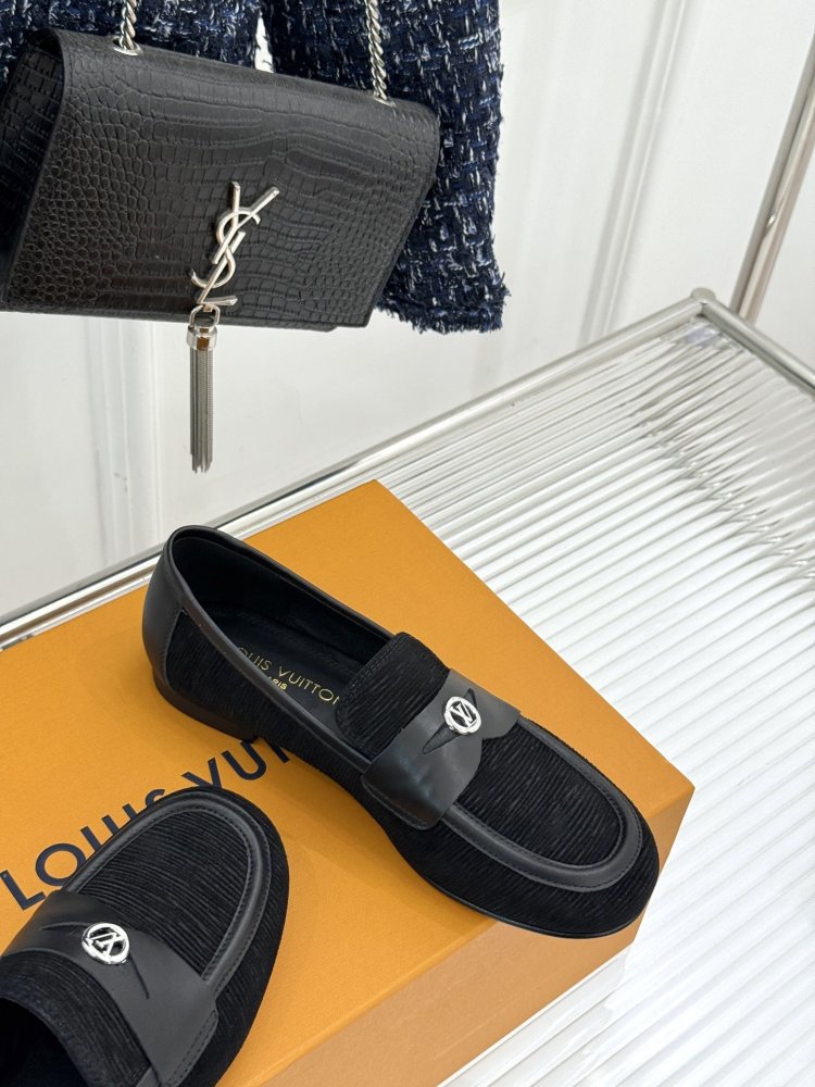 Туфли женские фото 5