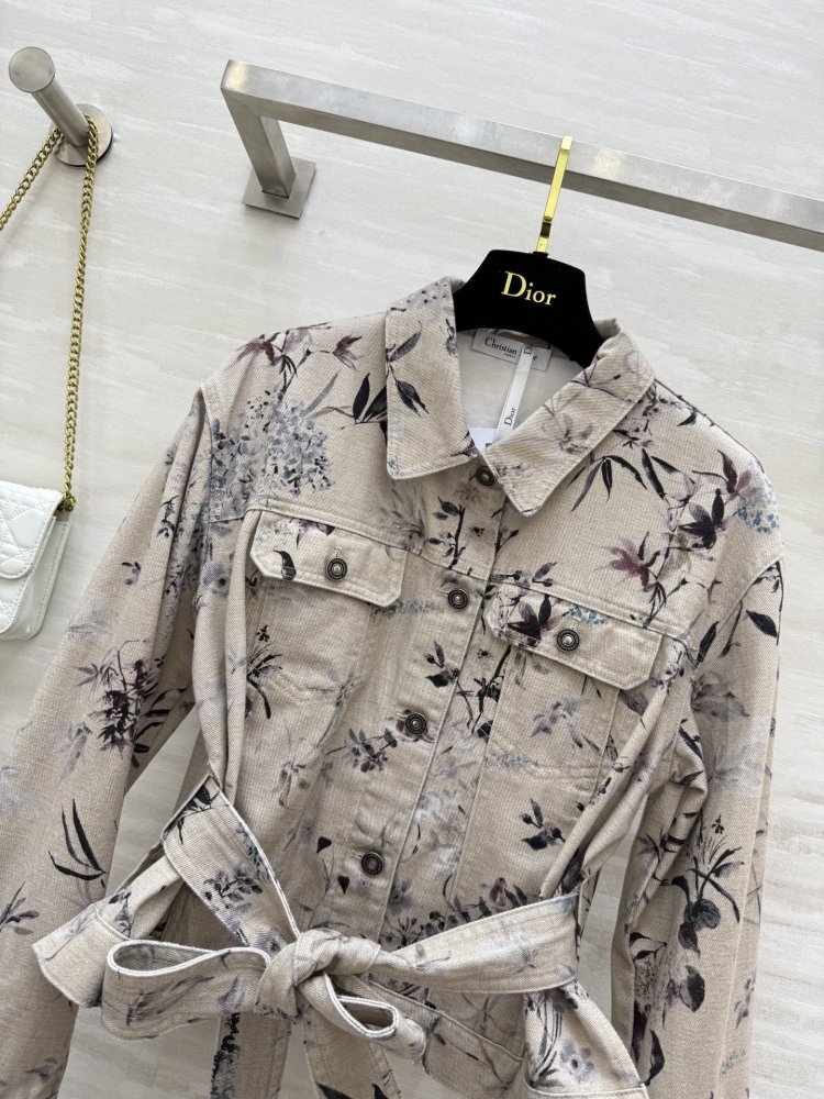 Jacket women's фото 2