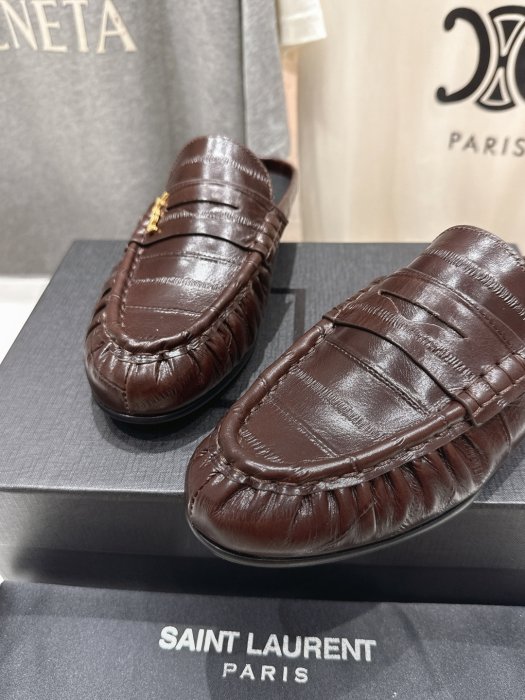 Мокасины кожаные женские фото 7