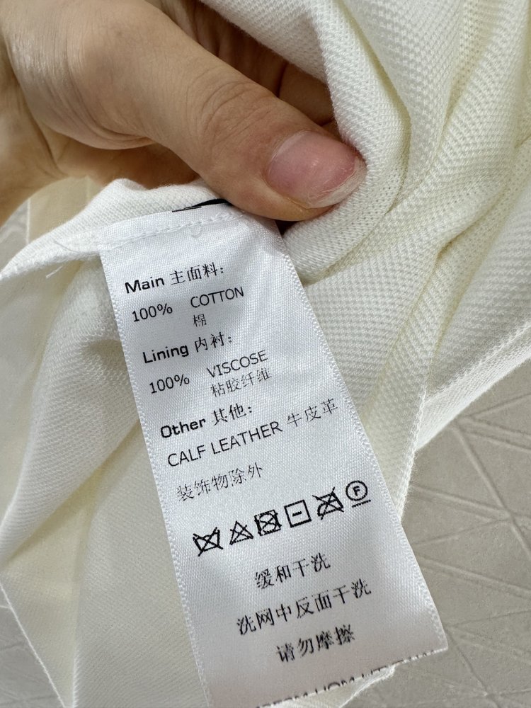 Футболка жіноча фото 9