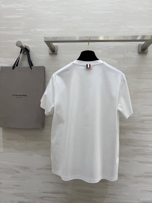 Футболка жіноча фото 7