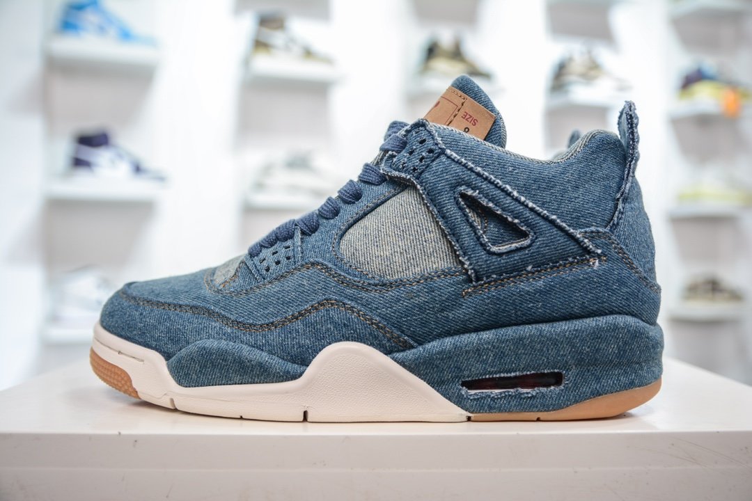 Sneakers Air Jordan 4 Retro X Levis denim AO2571-401