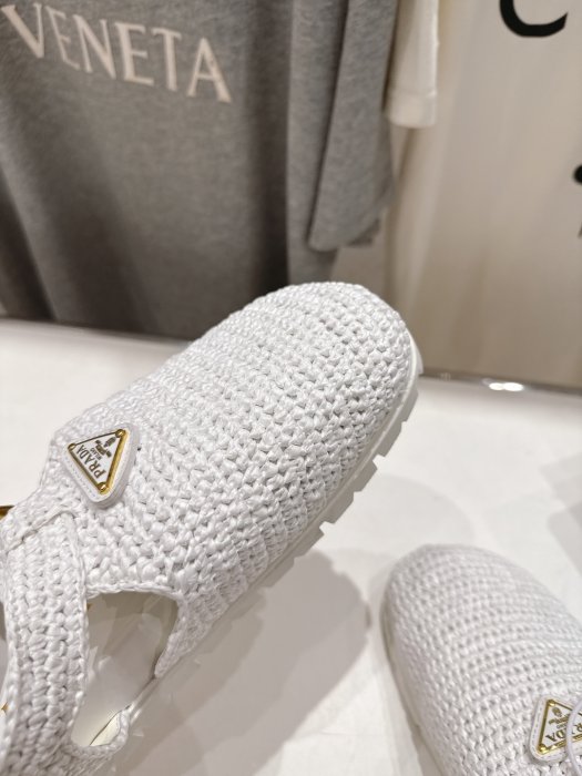 Взуття фото 7