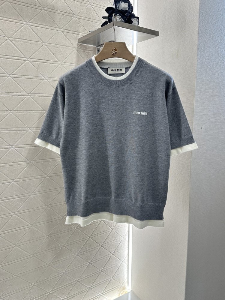 Футболка женская