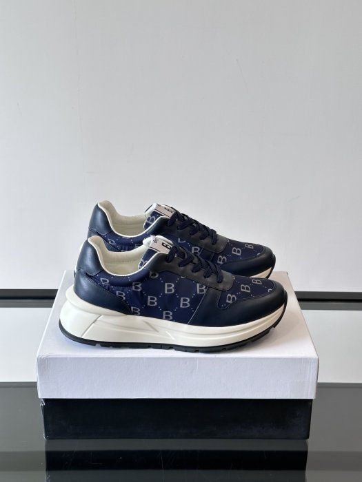 Кроссовки мужские