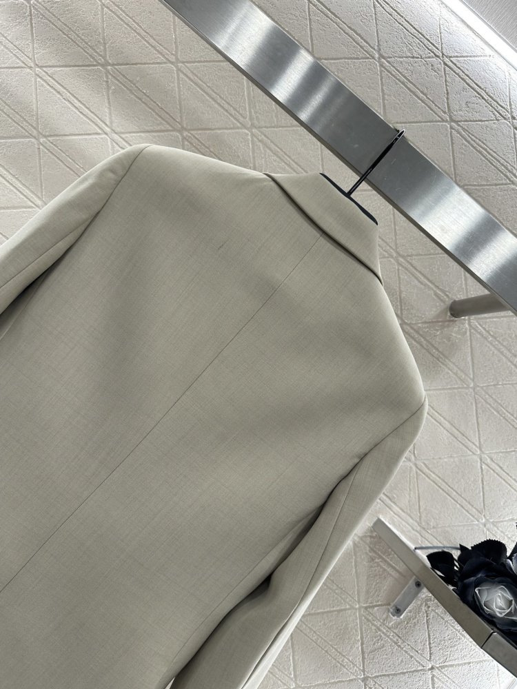 Піджак жіночі фото 4