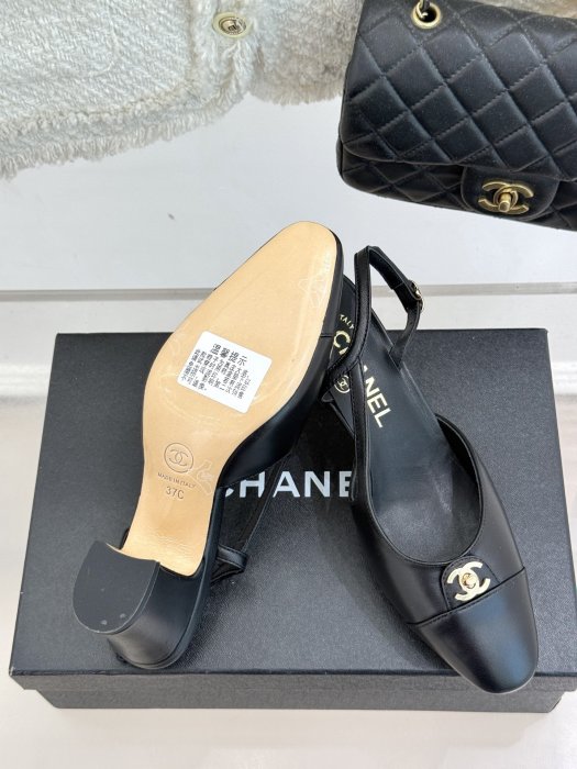 Босоножки фото 9