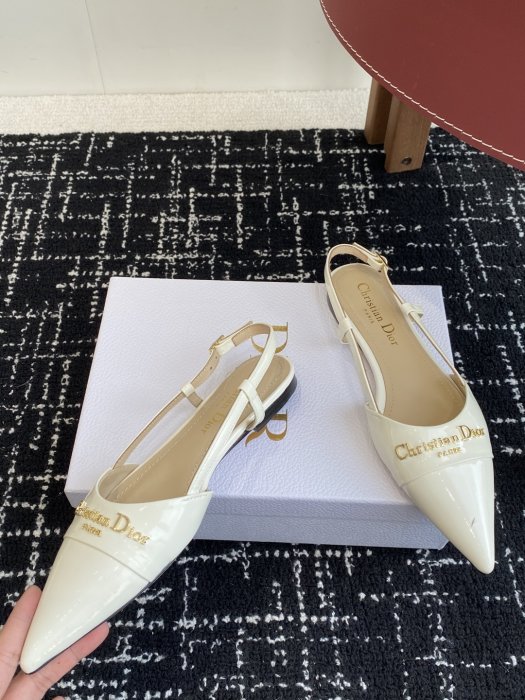 Босоножки фото 6