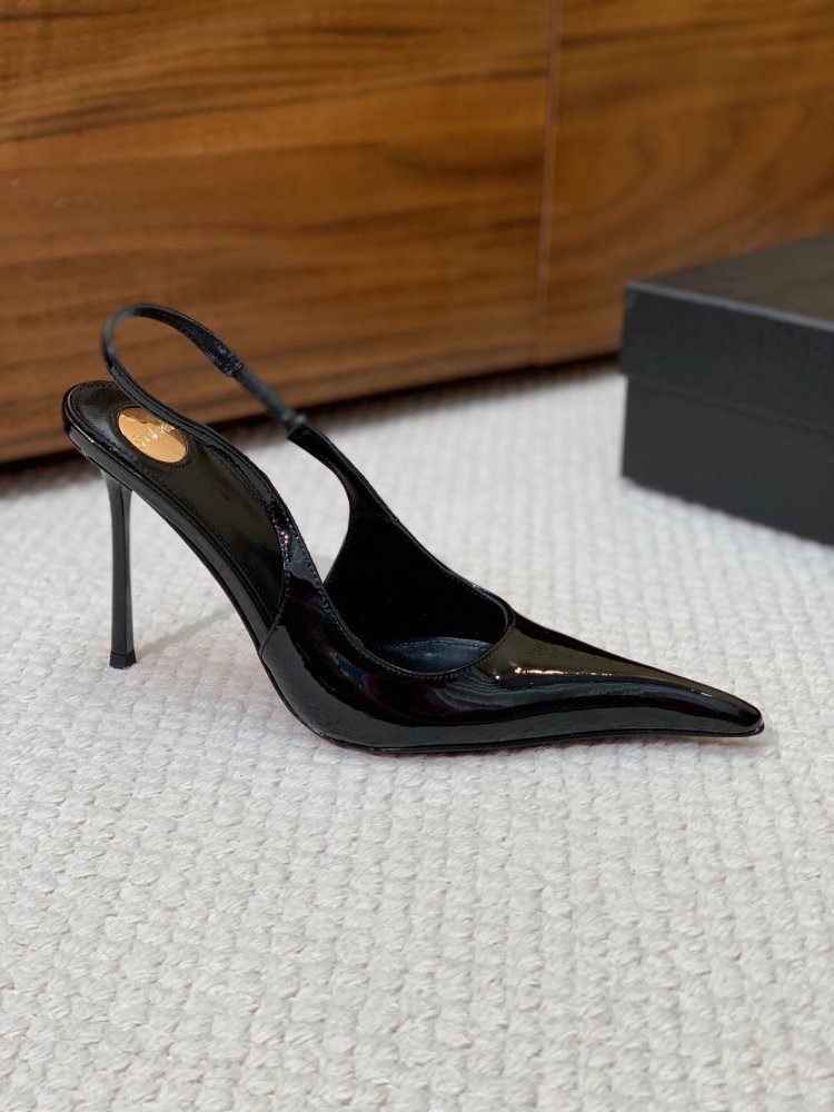 Босоніжки фото 6