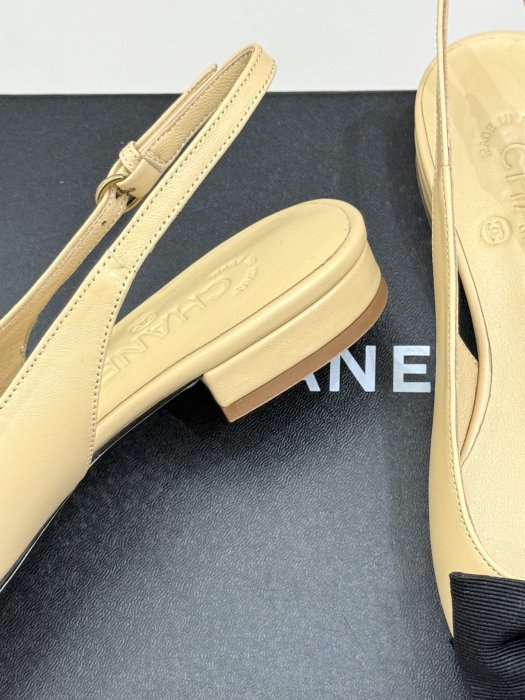 Босоножки фото 6