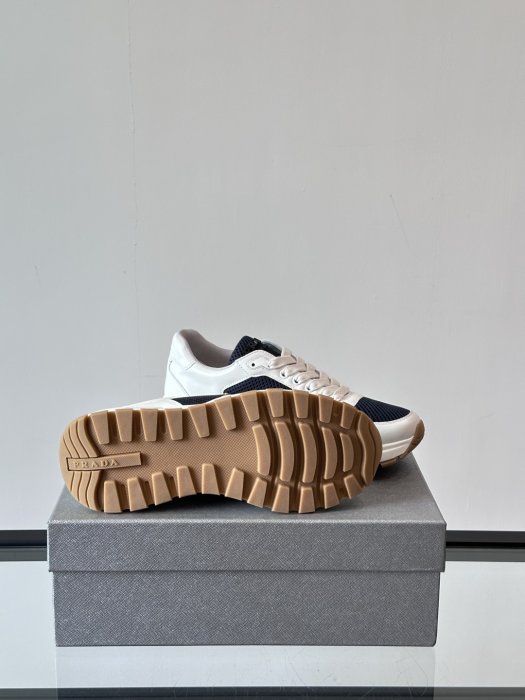 Кросівки чоловічі фото 9