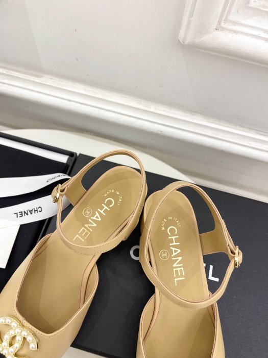 Босоножки фото 8