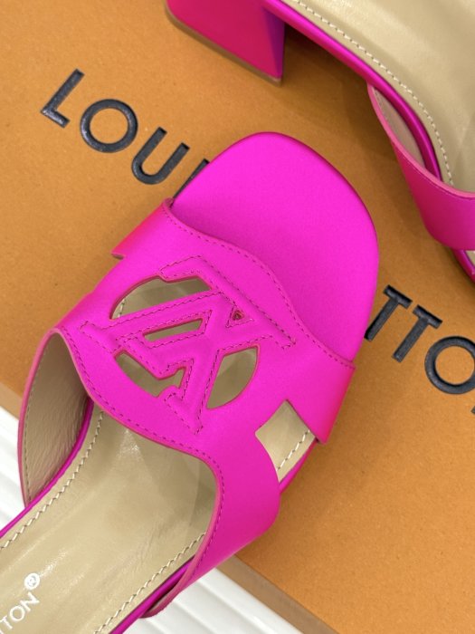 Босоножки фото 7