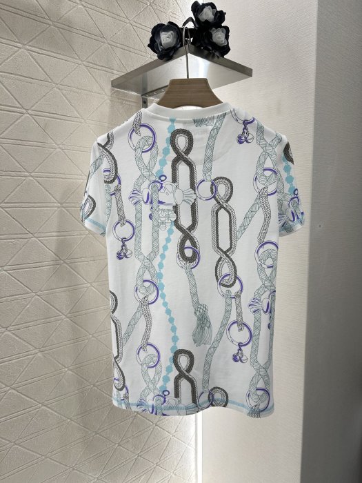 Футболка жіноча фото 2