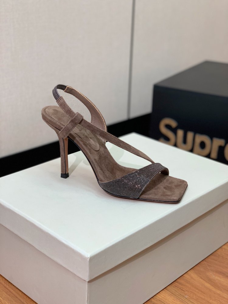 Босоножки фото 4