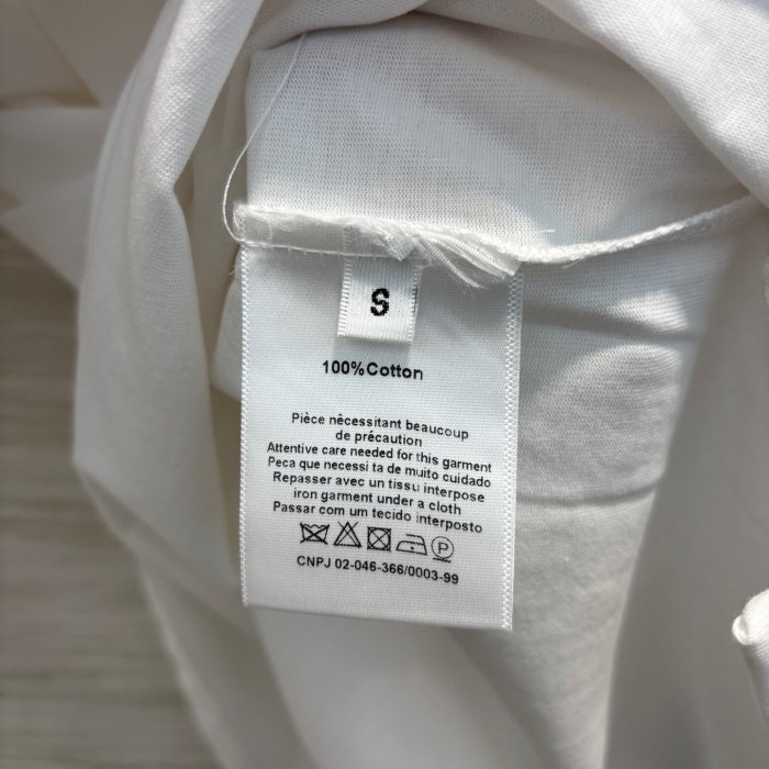 T-shirt women's фото 9