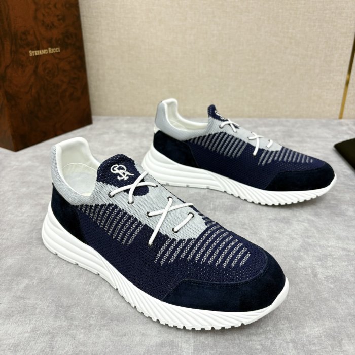 Кросівки фото 3