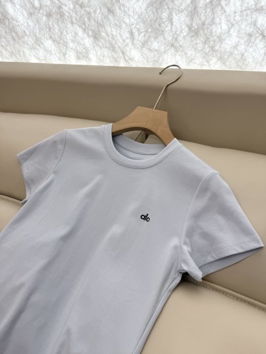 Костюм женский фото 6