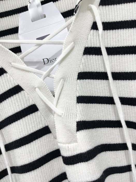 Кофта жіноча фото 5