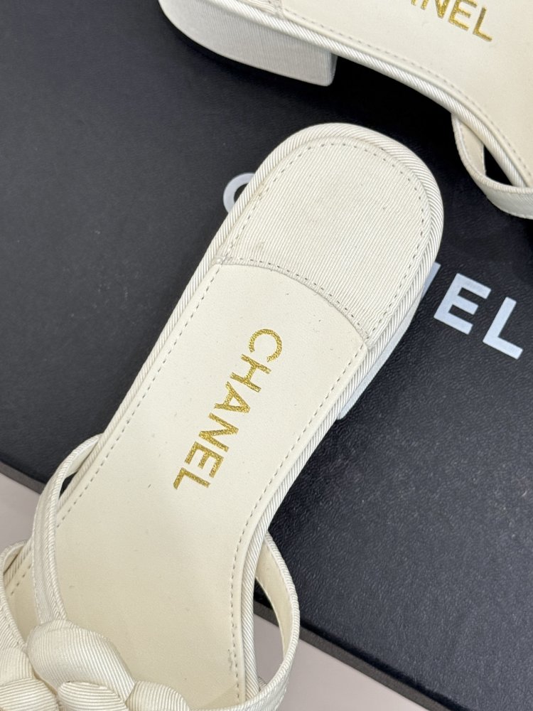 Босоножки фото 8