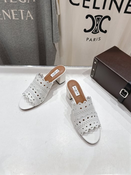 Босоножки фото 2