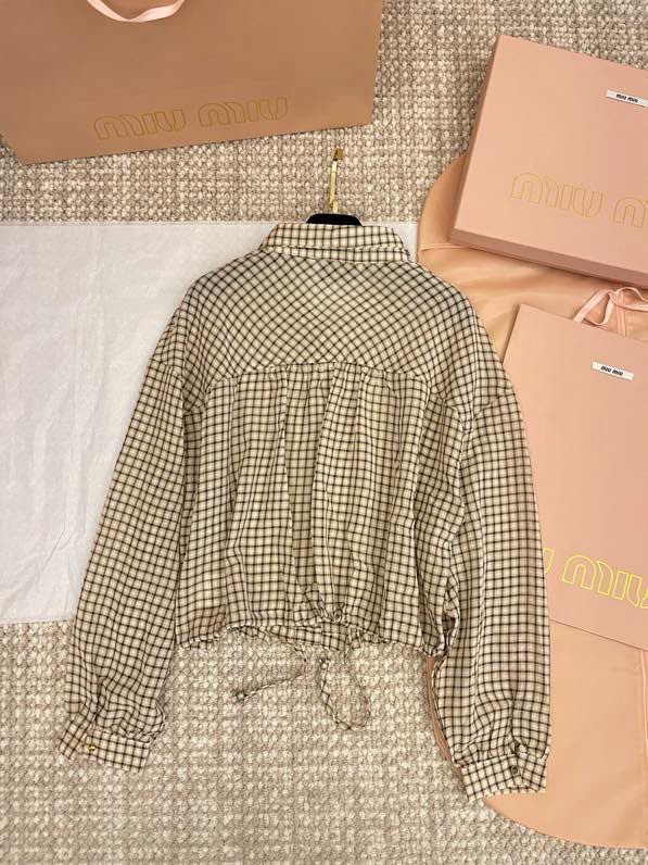 Костюм женский фото 7