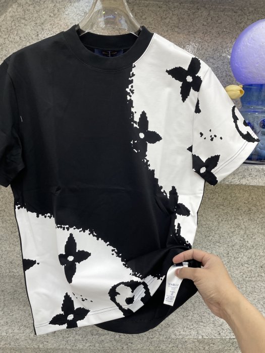 T-shirt men's фото 3
