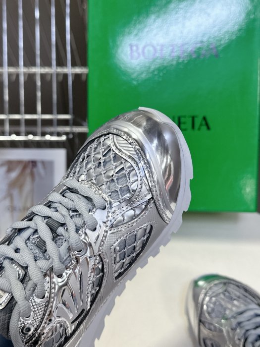 Кроссовки фото 7