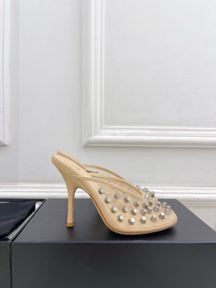 Босоножки фото 2