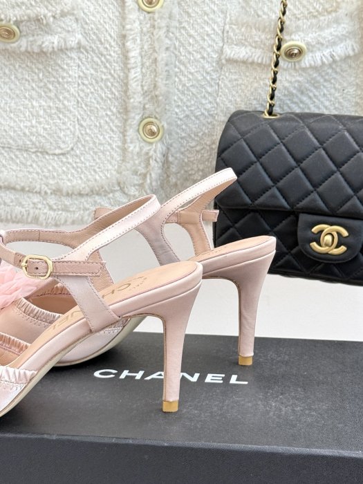 Босоножки фото 6