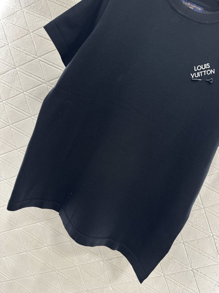 Футболка жіноча фото 5