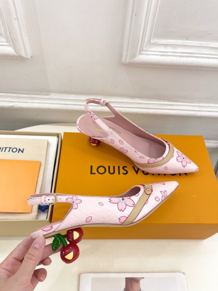 Босоніжки фото 4