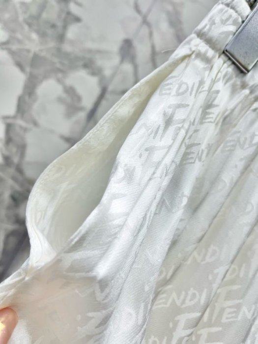 Штаны женские фото 7