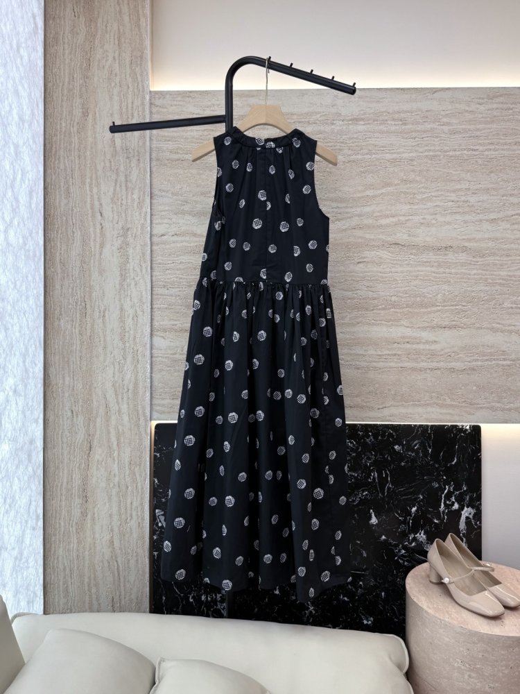 Плаття, Сукня фото 2